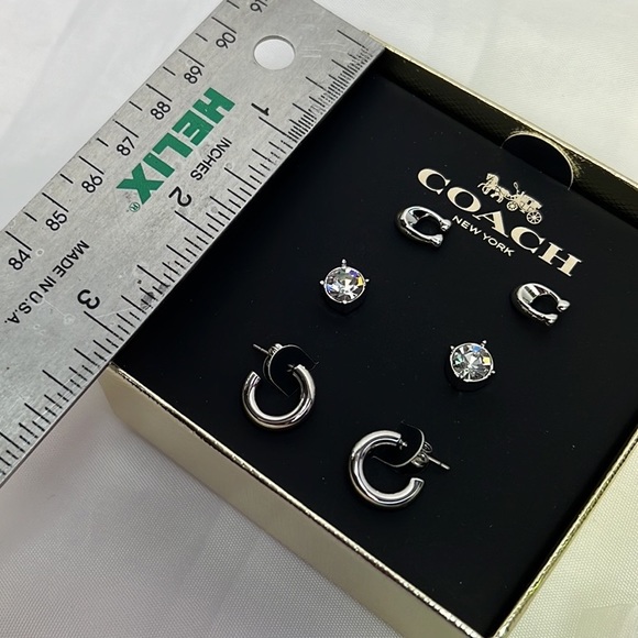 COACH NWT Signature Stud Earring Set / Trio Gift Box - Silver-tone - Picture 5 of 8